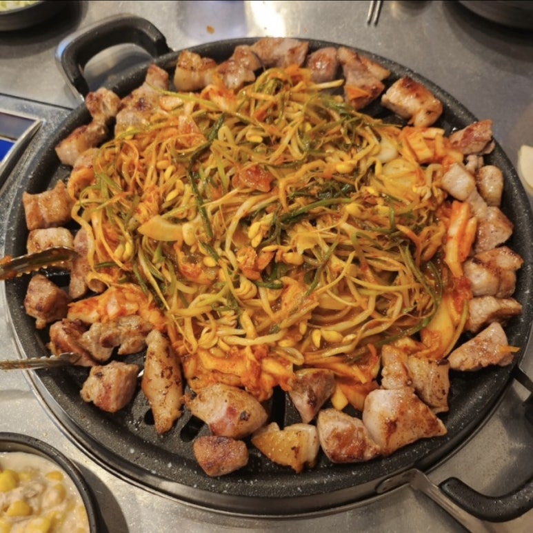 오늘도생고기 이미지