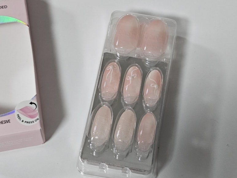 네일플로잉 이미지