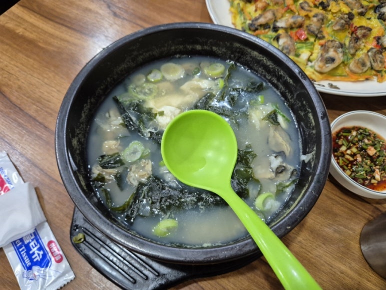통영굴밥 신길본점 사진 5