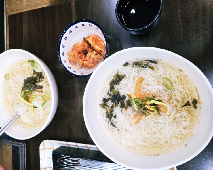 부잣집국수 이미지