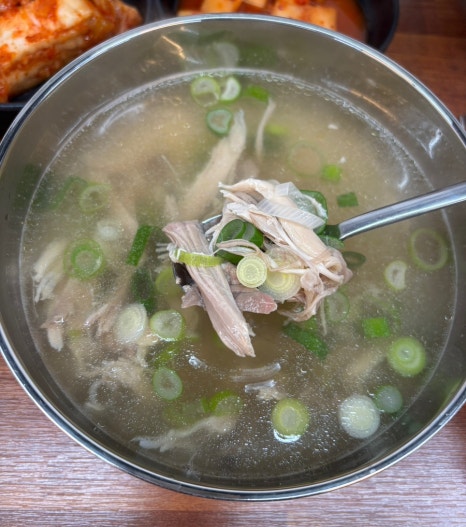 토종닭곰탕 이미지
