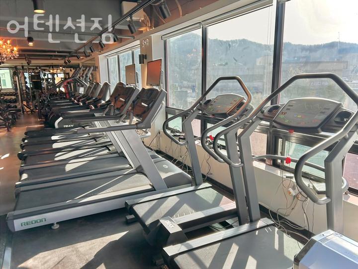 어텐션 이미지