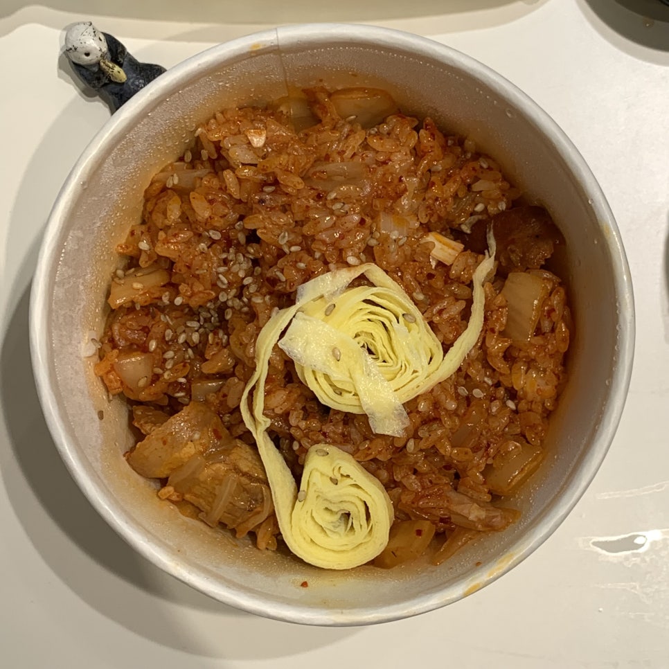 고귀한식탁 이미지