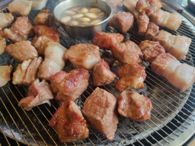 옹달샘 합정 고깃집 이미지