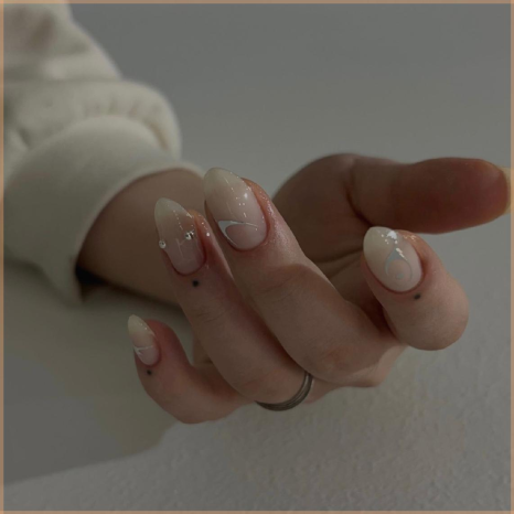 레브네일 이미지