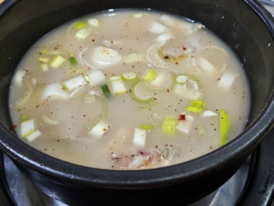 황토방뼈해장국 이미지
