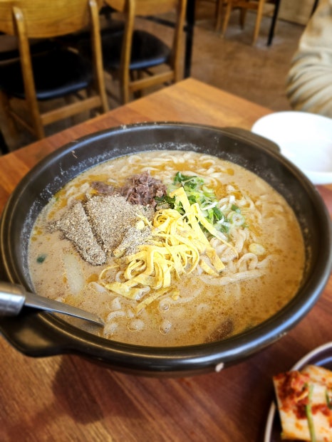 Jebi Jip Son Kalguksu