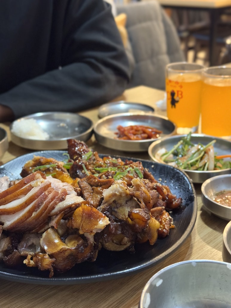 강인규수제족발 이미지