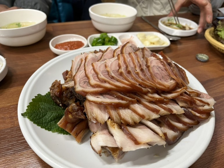 이조왕족발 이미지