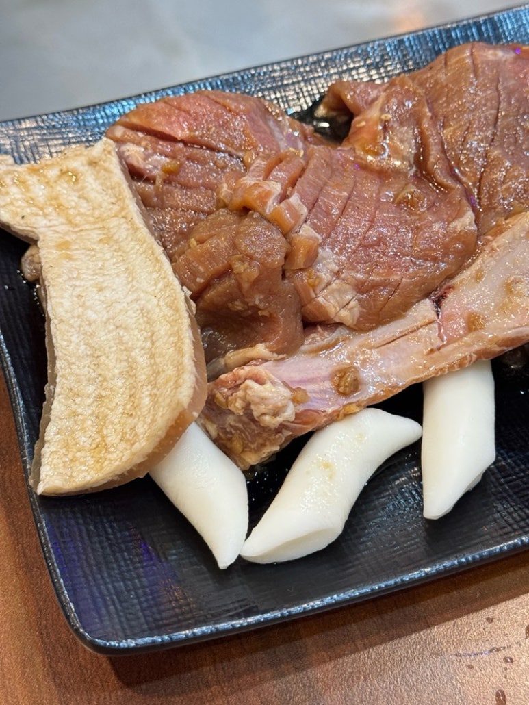 유천참숯불돼지갈비 이미지