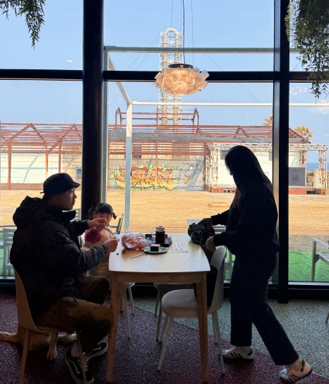 빅프렌즈미디어카페 이미지