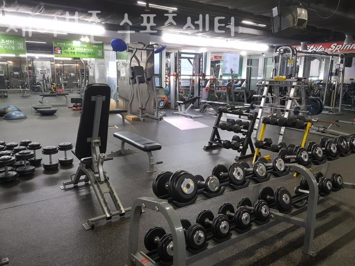 세이브존스포츠센터 이미지