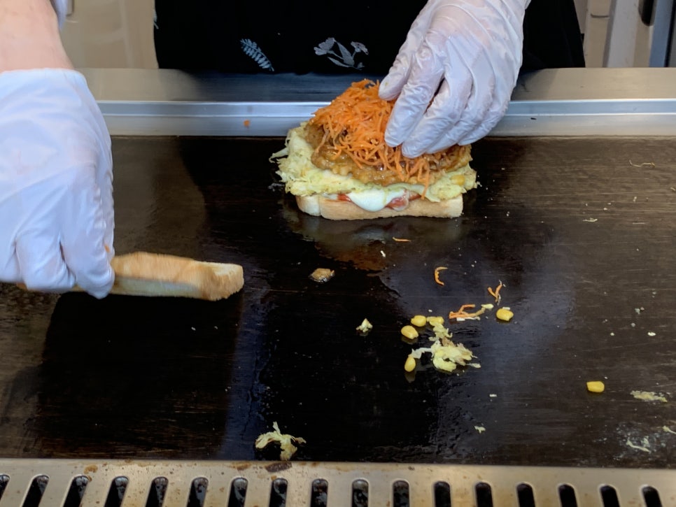 도하 토스트 이미지