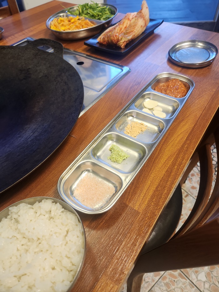 삼솥 이미지
