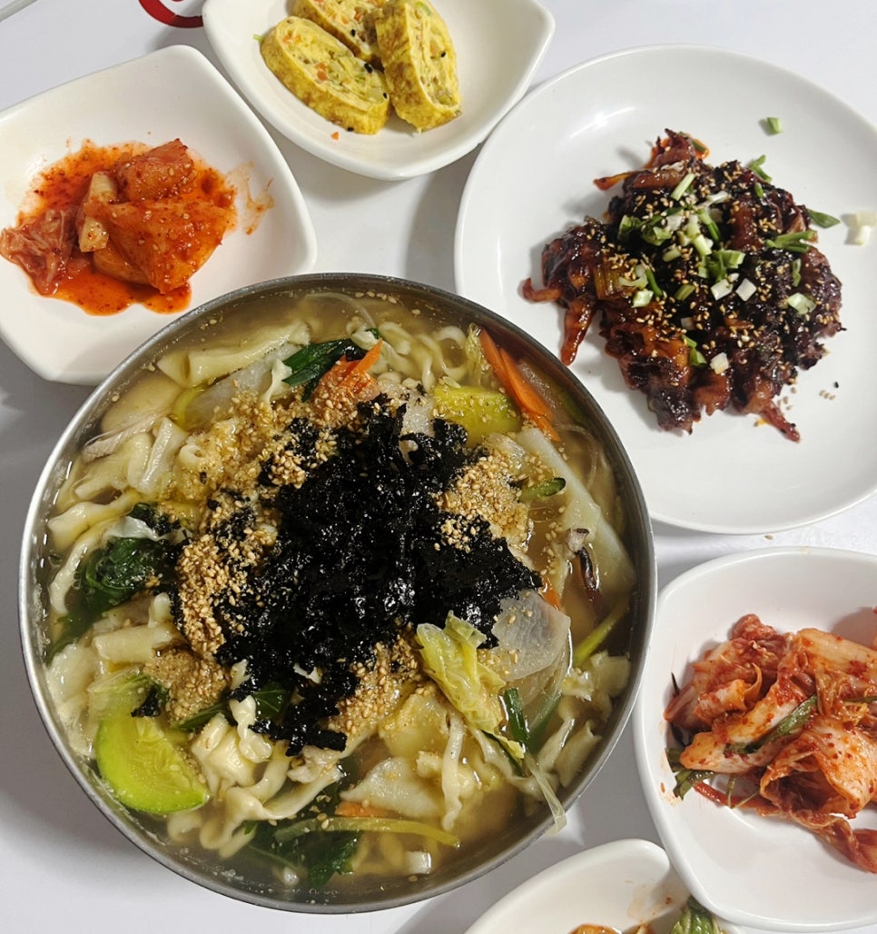 닭발아지매 이미지