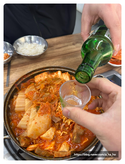 가야 생고기 김치찌개 이미지