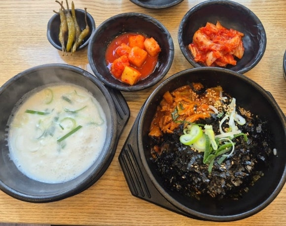 돌솥밥순대국전문점 이미지