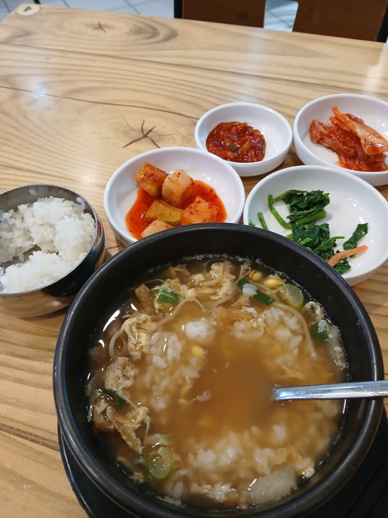 두레박국밥 이미지