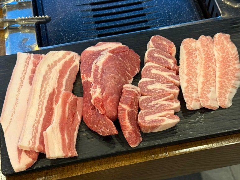 친환경돼지식육식당 이미지