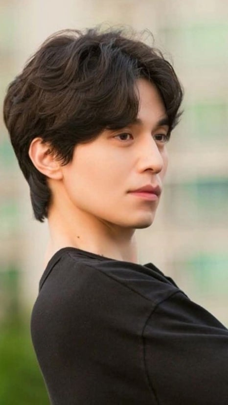 긴머리짧은머리 이미지