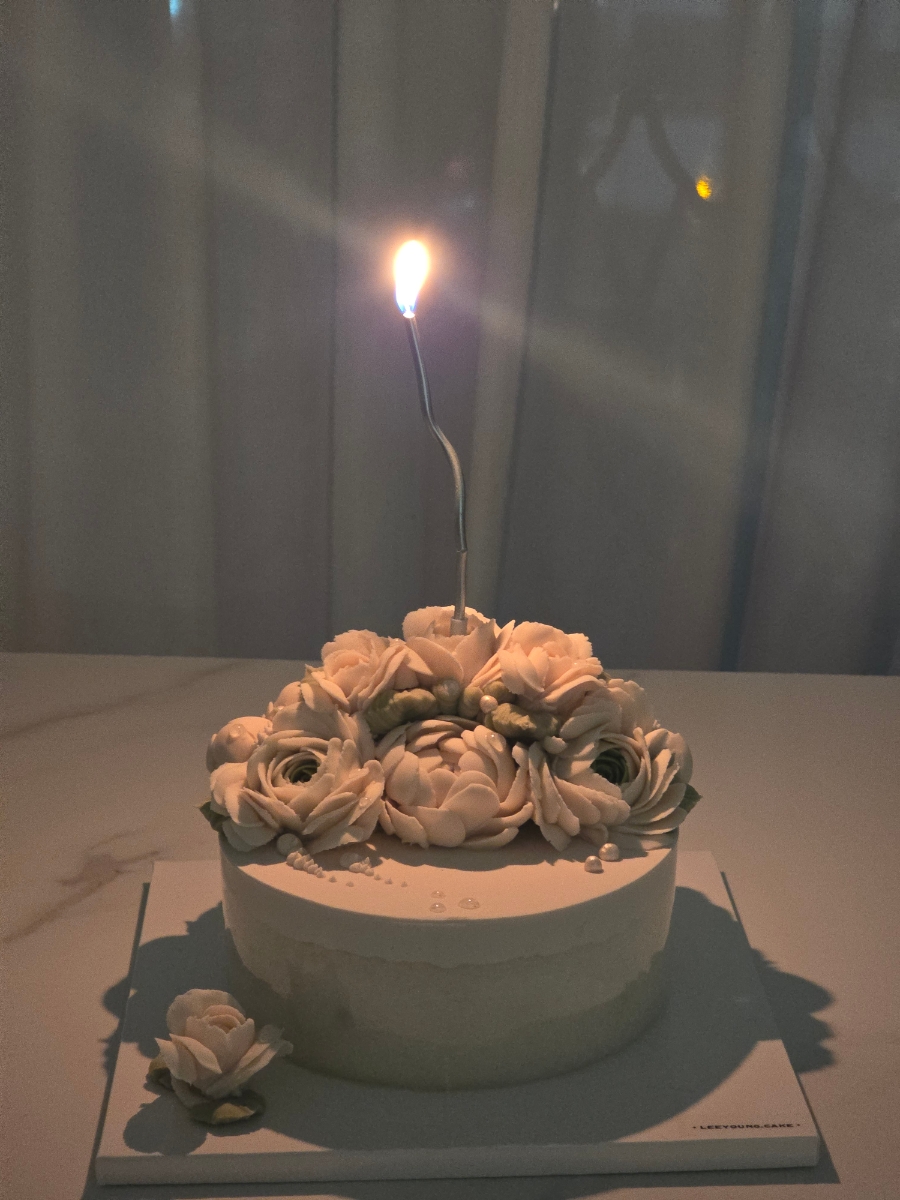 이영떡케이크 이미지