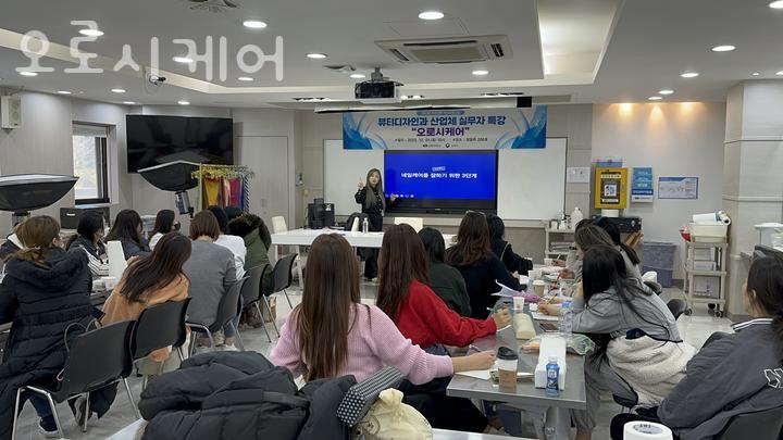 오로시 네일 이미지