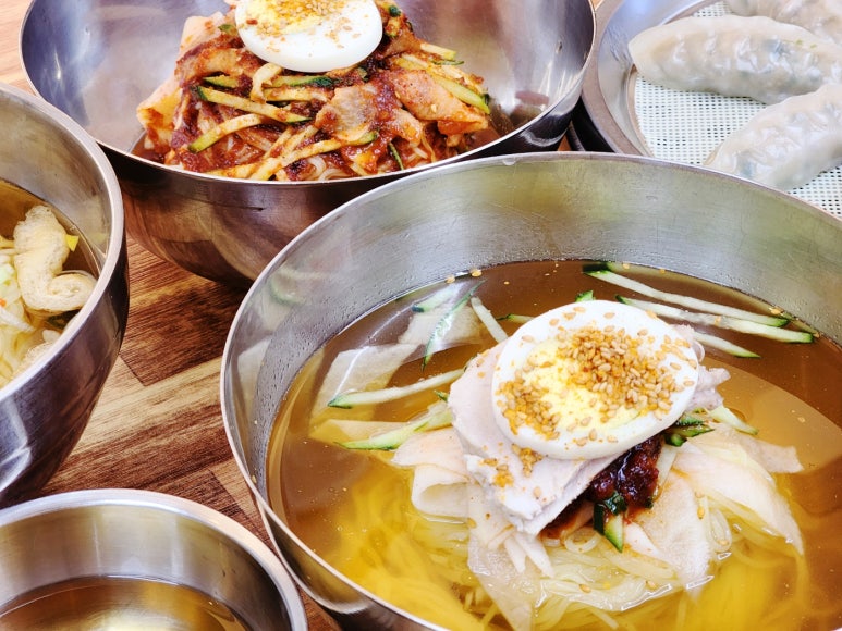 오직밀면 이미지