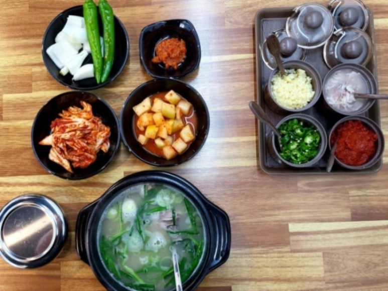 내고향국밥 이미지