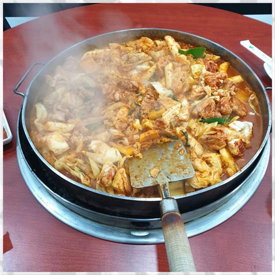 정성닭갈비 이미지