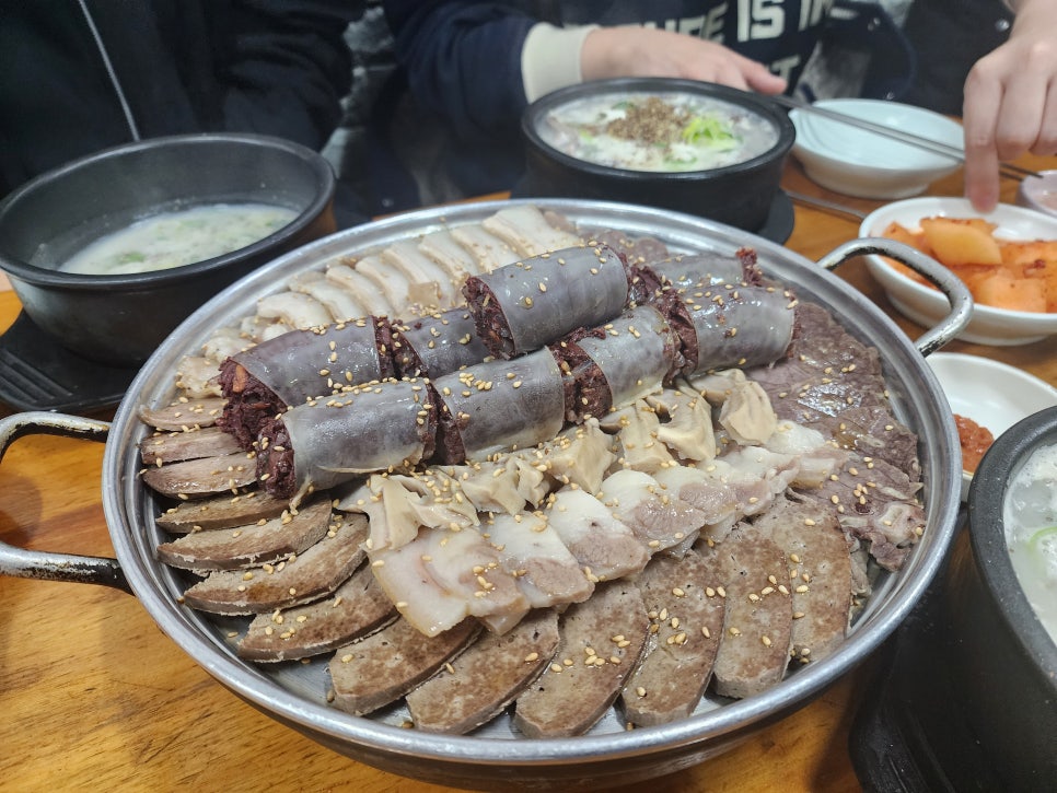 아바이순대 이미지