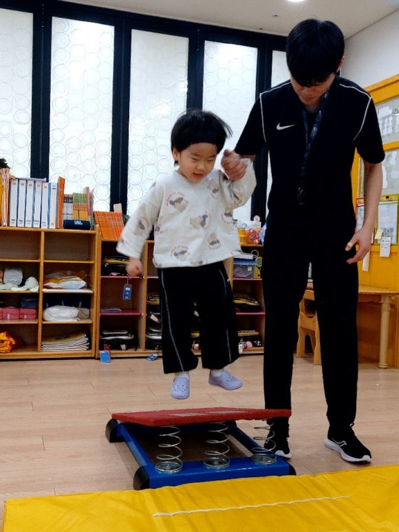 더그라운드볼링앤빌리어드 이미지