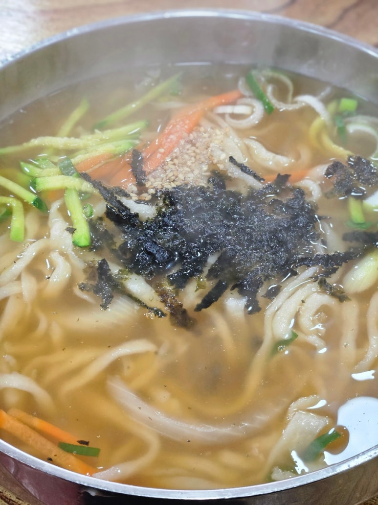 장터홍두깨칼국수 이미지