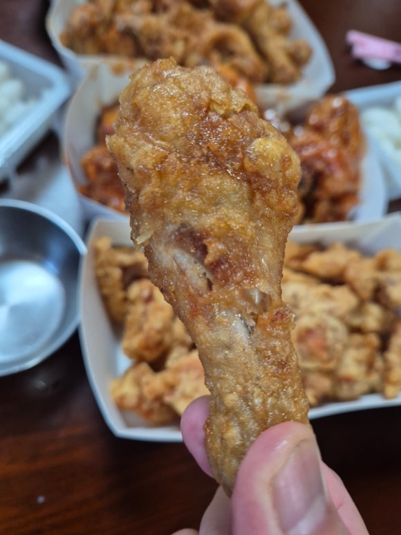 호식이두마리치킨평리 이미지