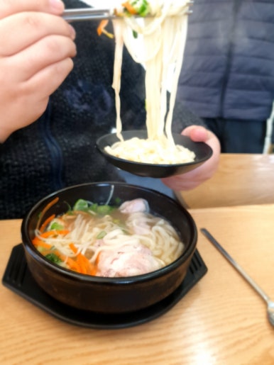 수정닭반마리칼국수 이미지