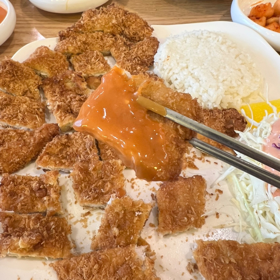 박용채의대박터진돈까스 이미지