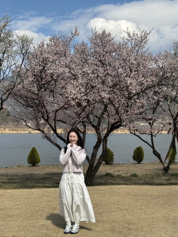 (주)강가의 나무 이미지