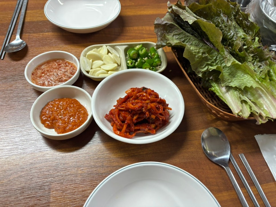 황제장충왕족발 이미지