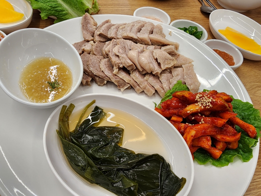 용포호랑이칼국수 이미지