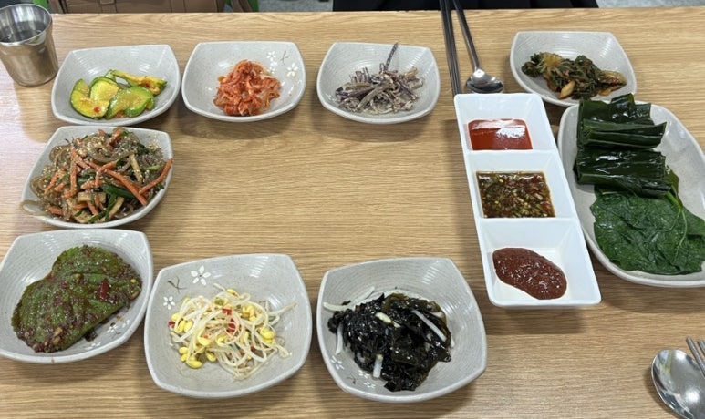 남도원조영양돌솥밥 이미지