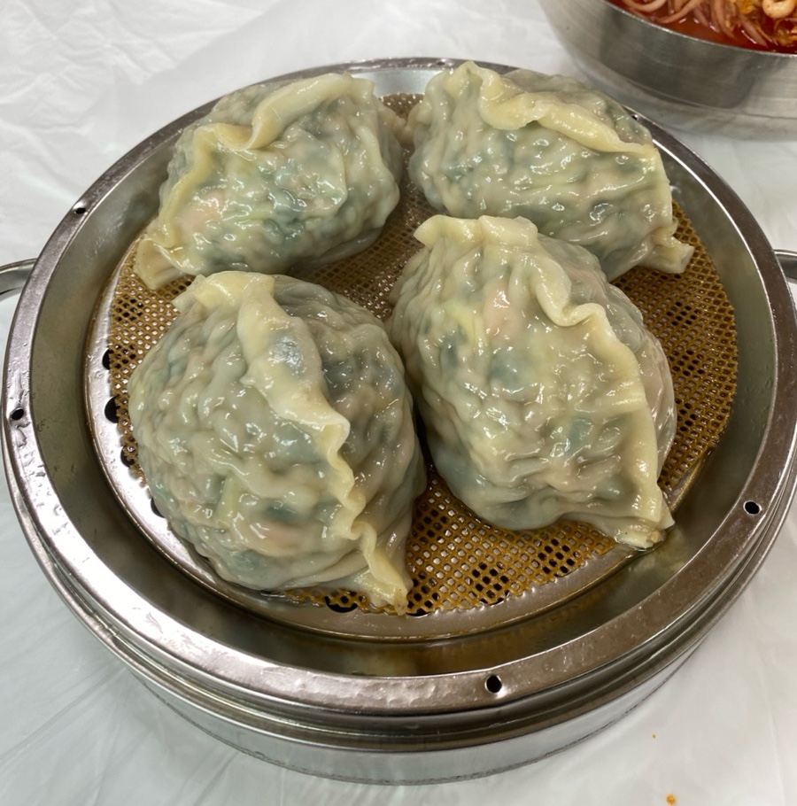뼉다구 아지매 육칼 이미지