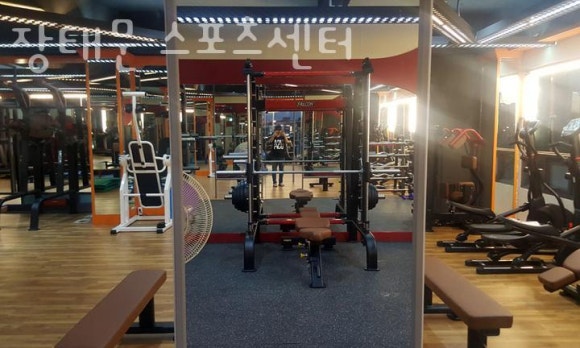 장태문스포츠센터 이미지