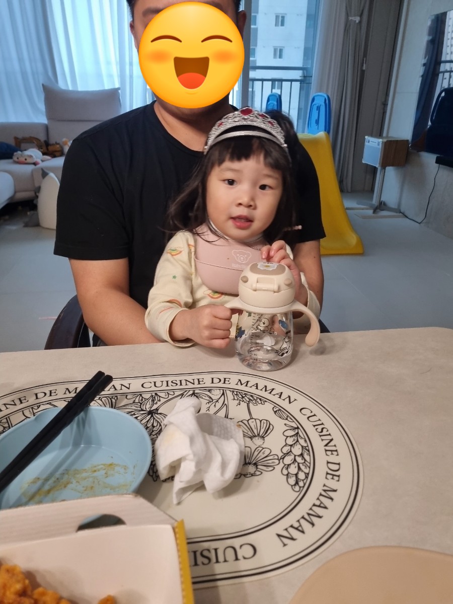 나희치킨 이미지