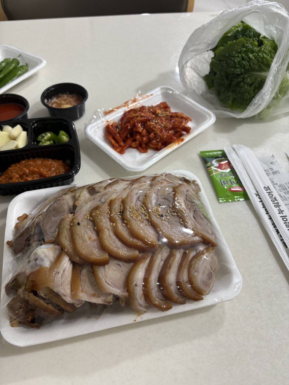 찬누리보쌈족발 이미지