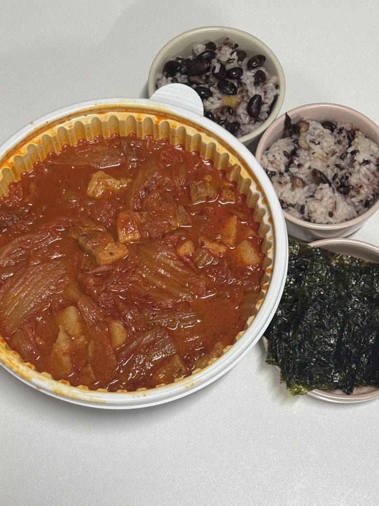 김치찜에 진심 이미지