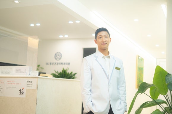 윤정신건강의학과의원 이미지