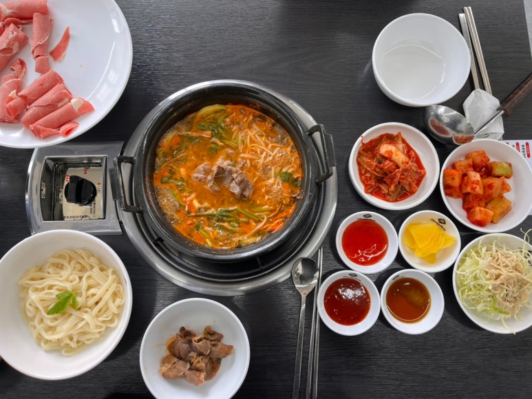 송산샤브칼국수 이미지