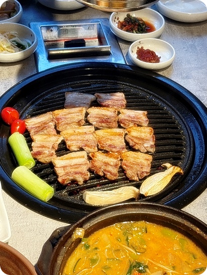 봉황돼지집 이미지