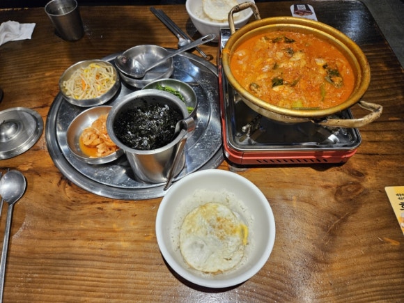 울산삼산점새마을식당 이미지