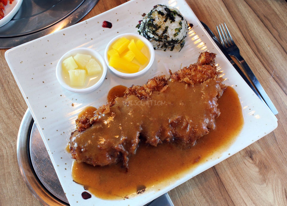 서산수육국밥앤돈까스 성연점 이미지