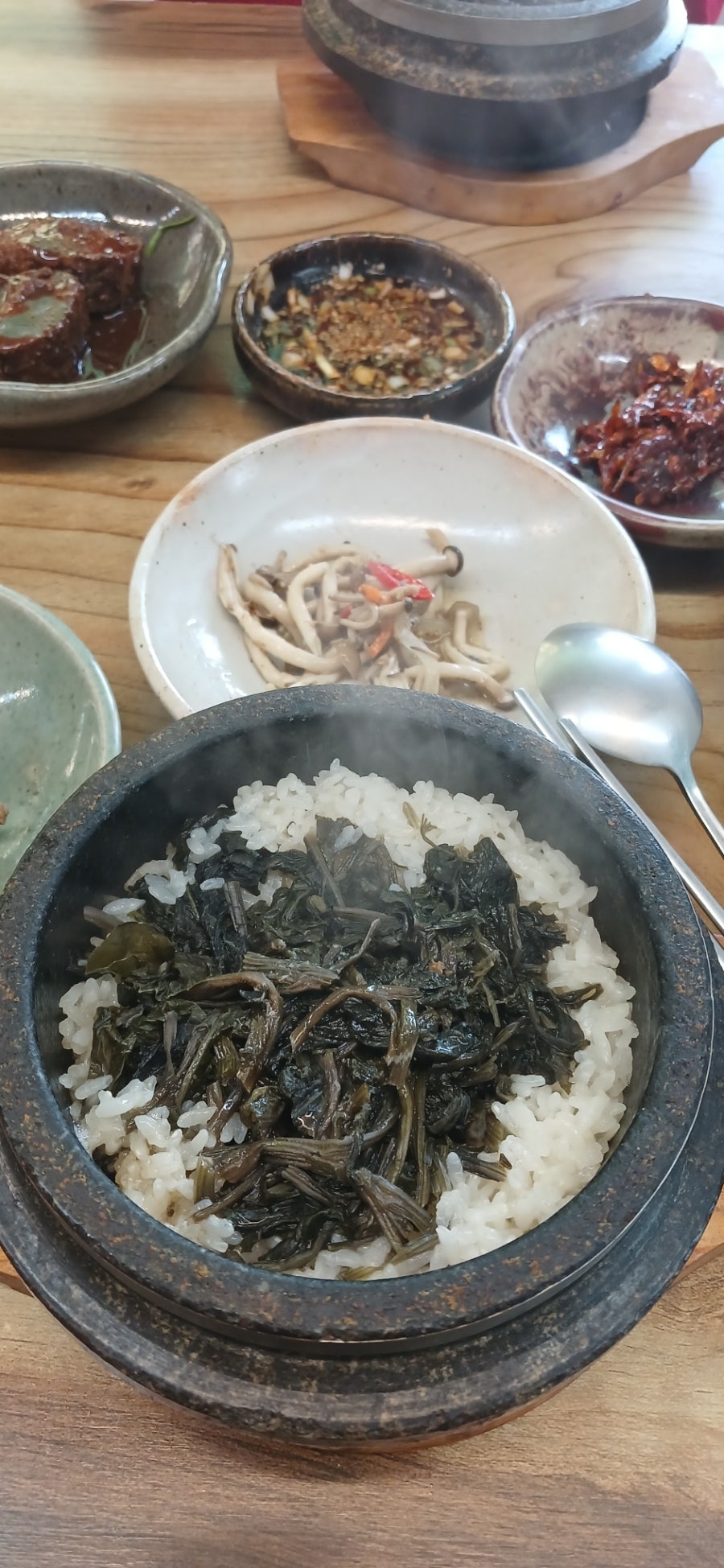 윤가네곤드레밥 이미지